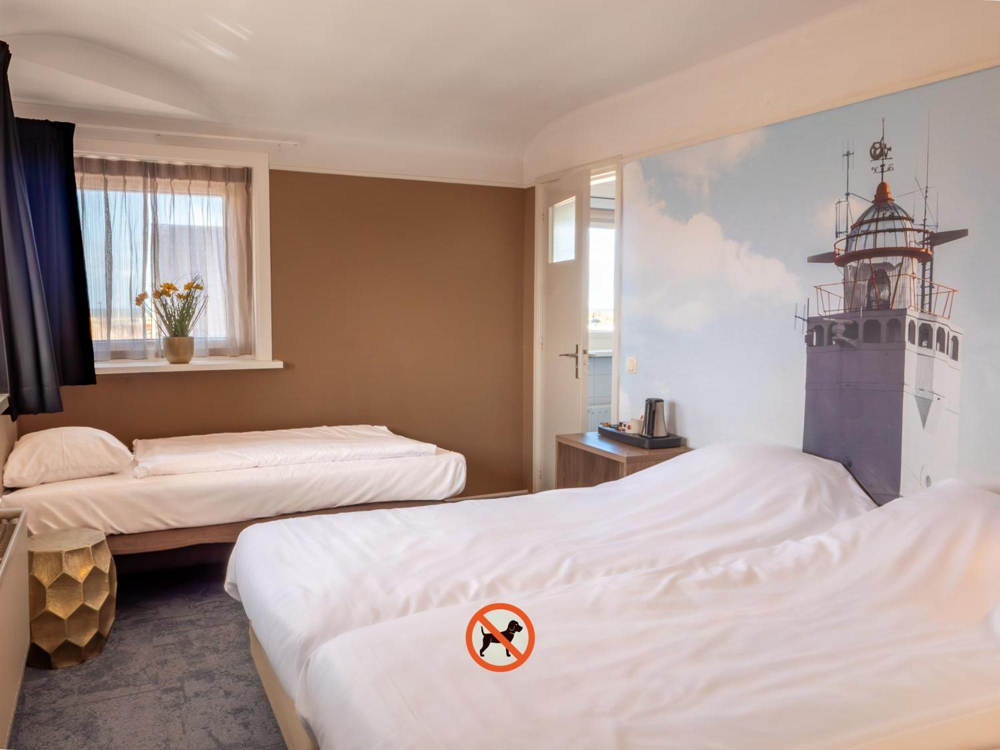 Basic Triple Room