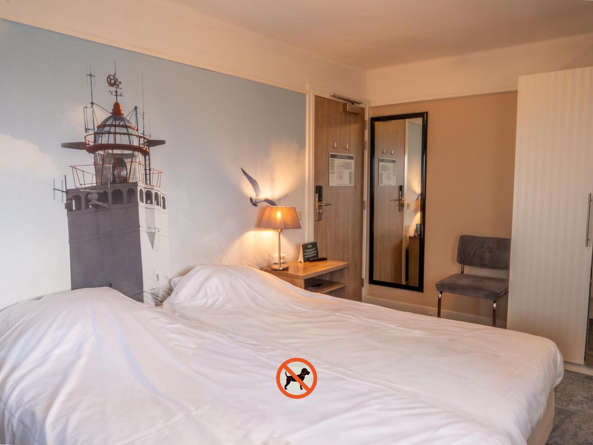 Basic Triple Room