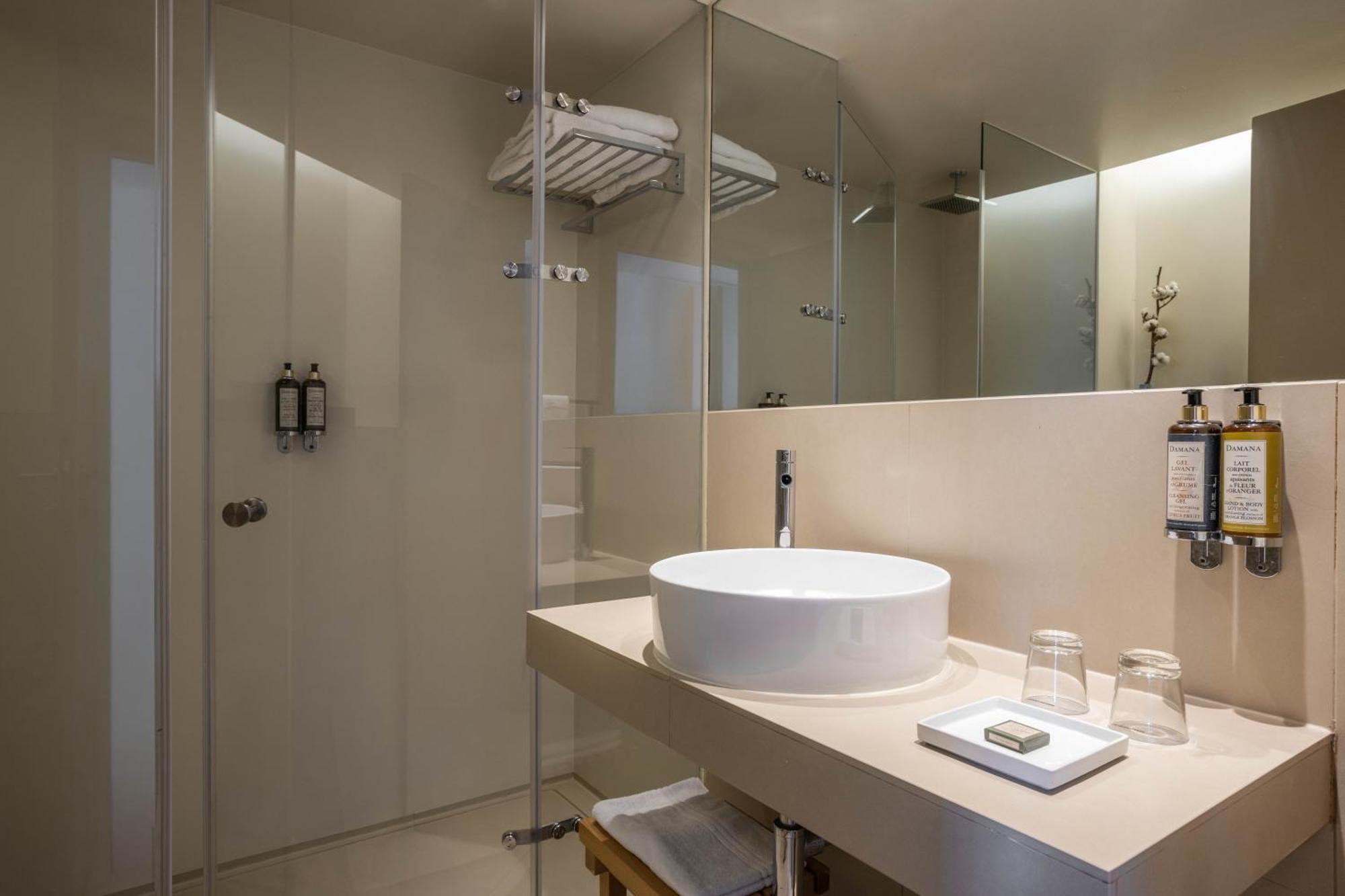 Double Room Street View