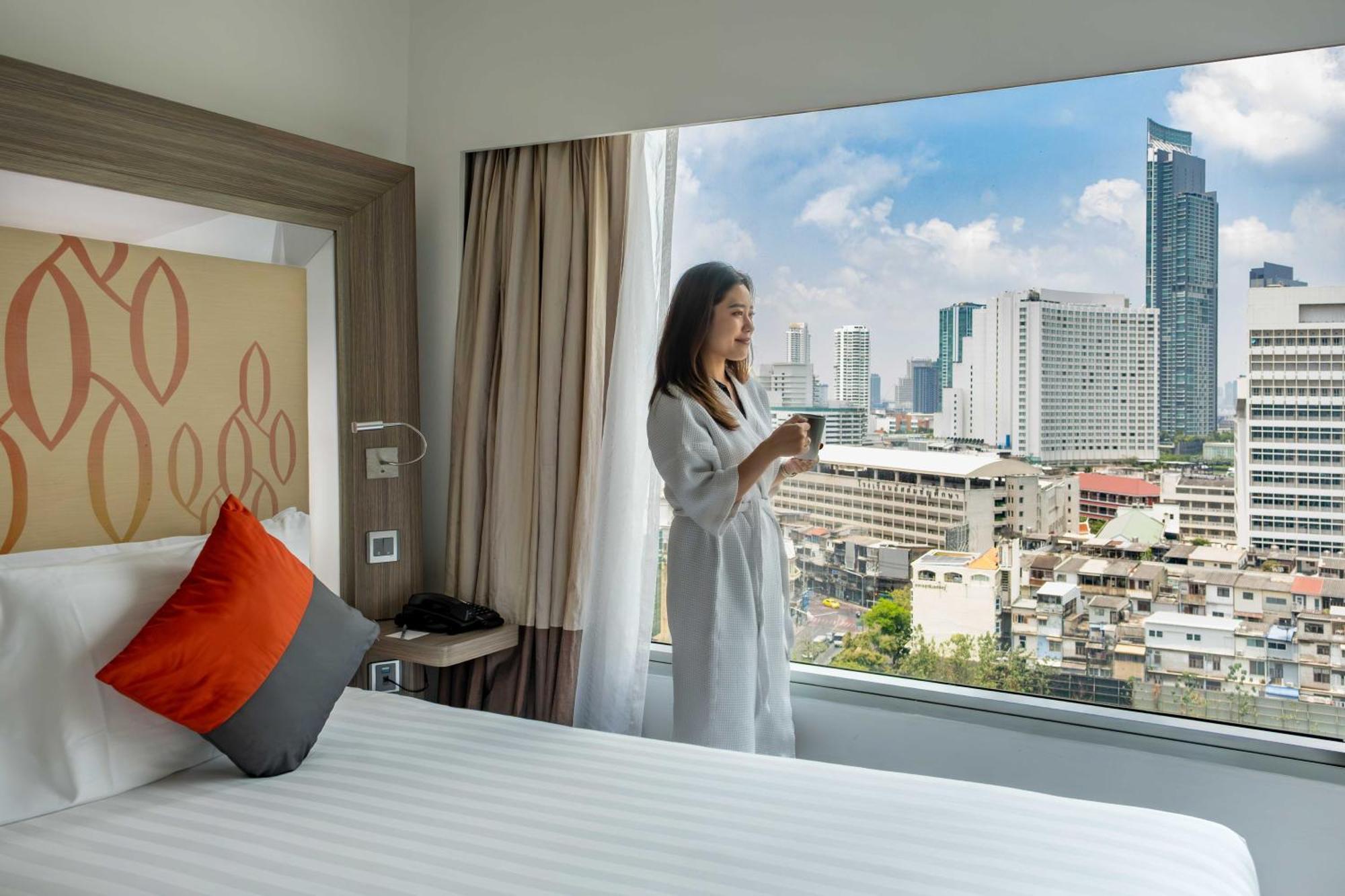 Deluxe King Room High Floor