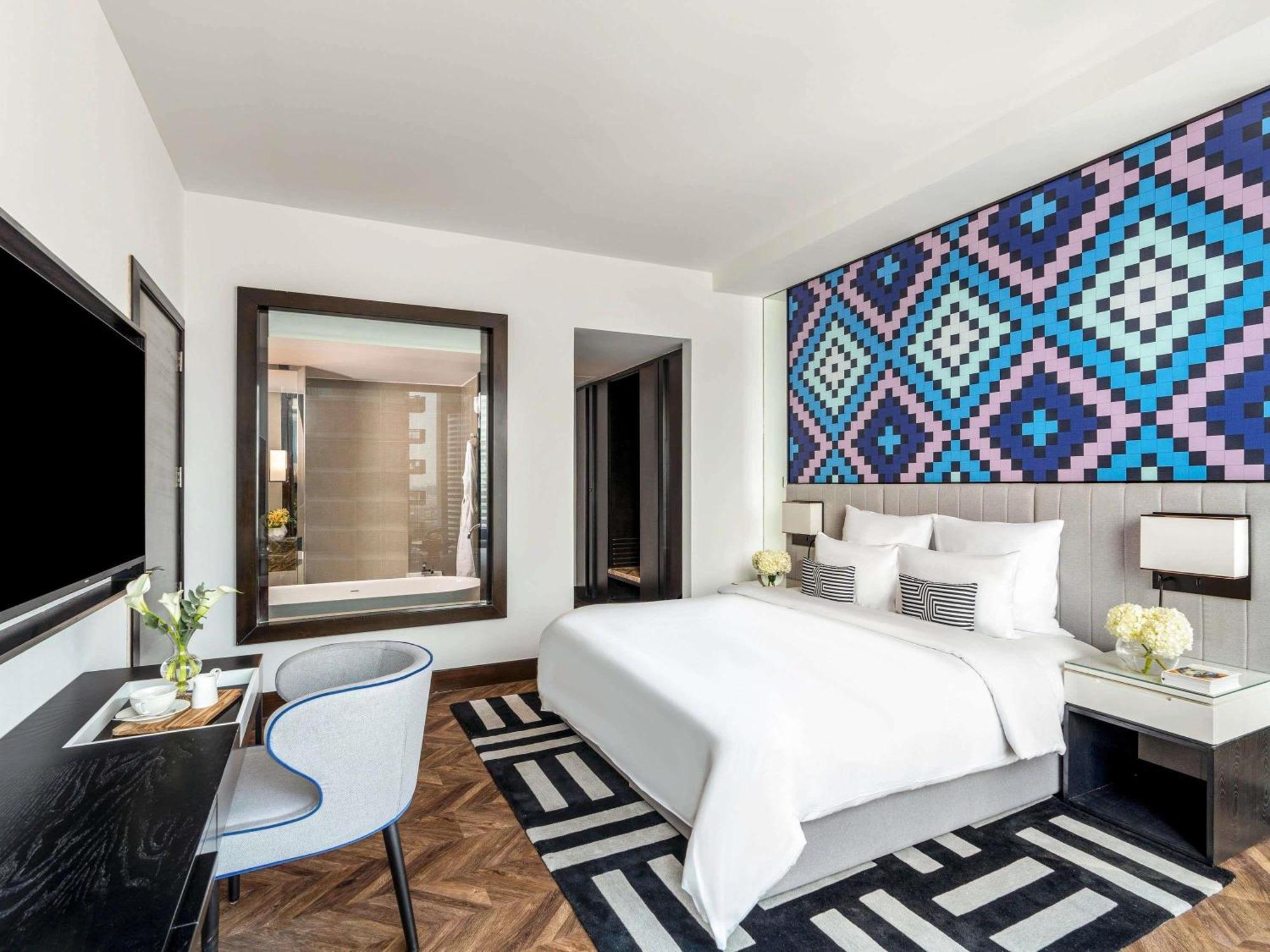 Deluxe Twin Room Canal View