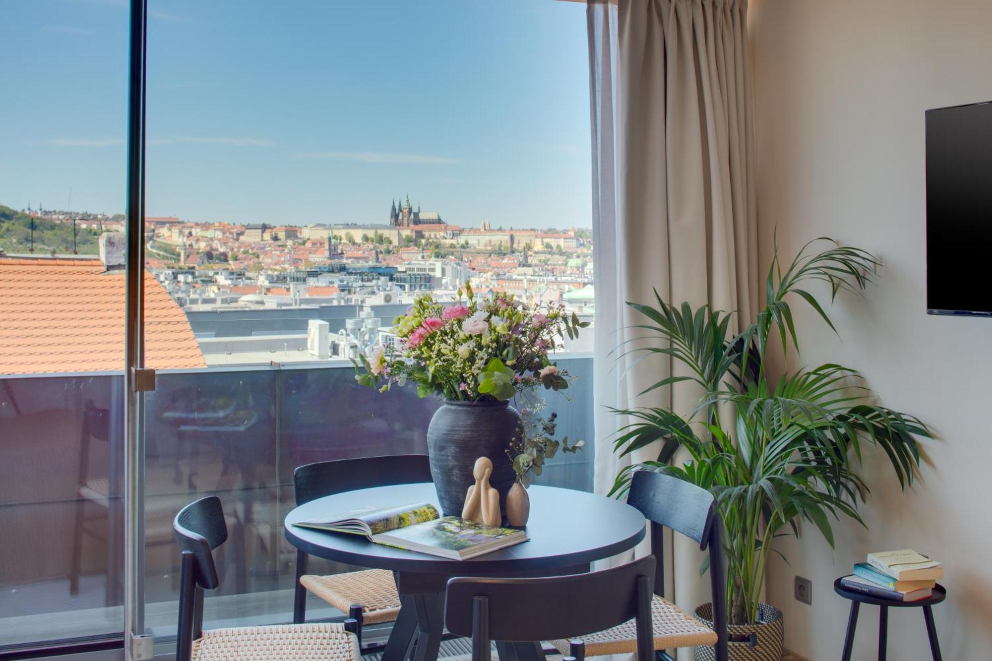 Apartment City View