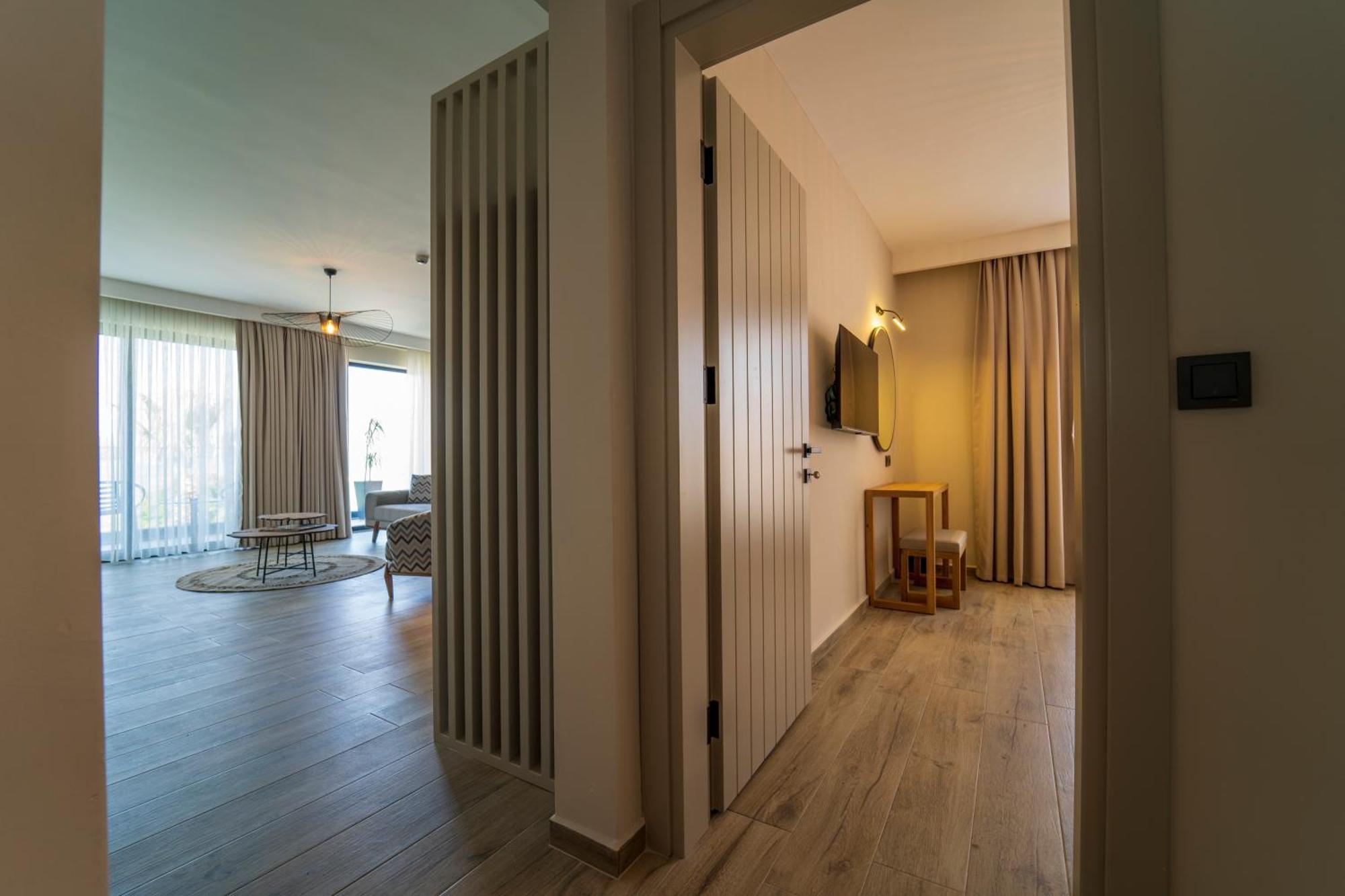 King Suite Sea View