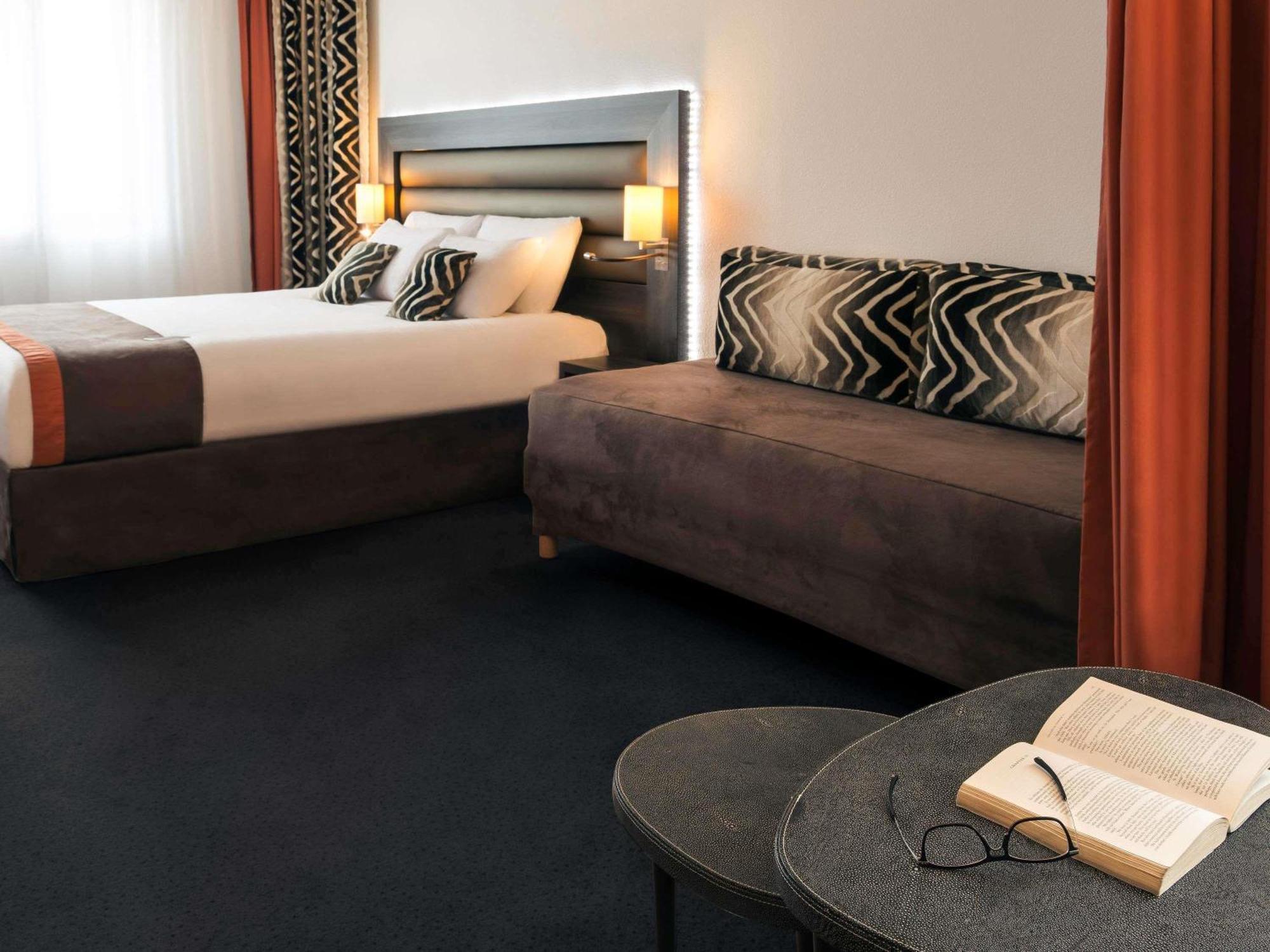 Executive Suite One Double Bed One Single Bed