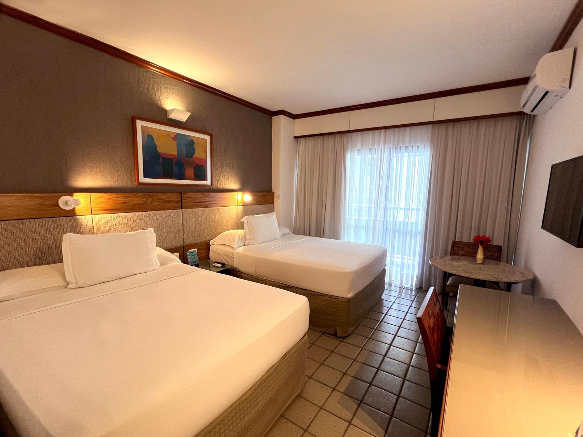 Classic 2 couple beds