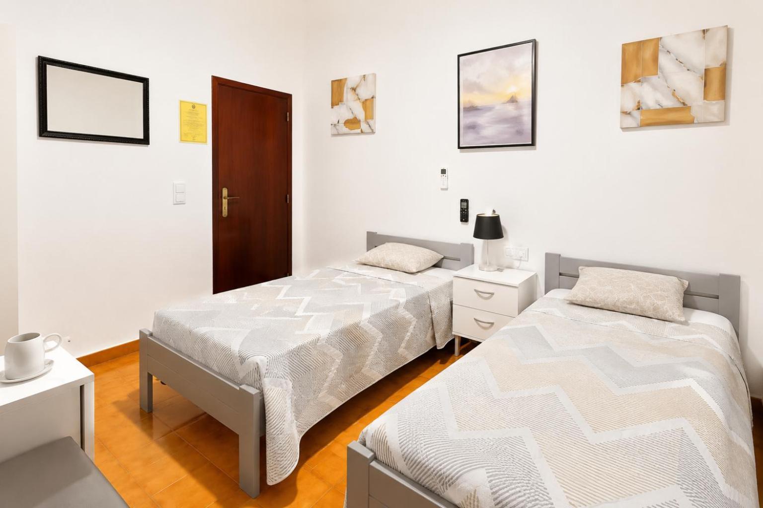Standard Twin Room