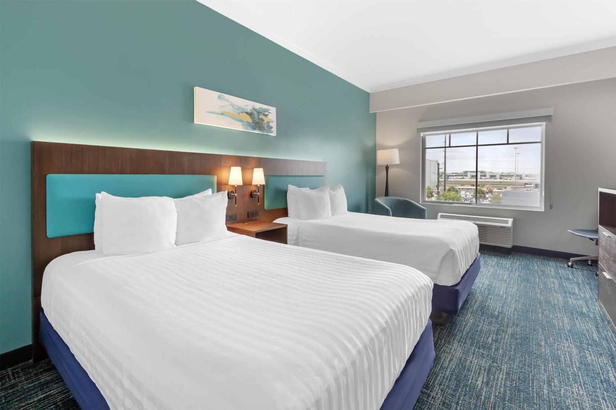 Queen Room Two Queen Beds Non-Smoking