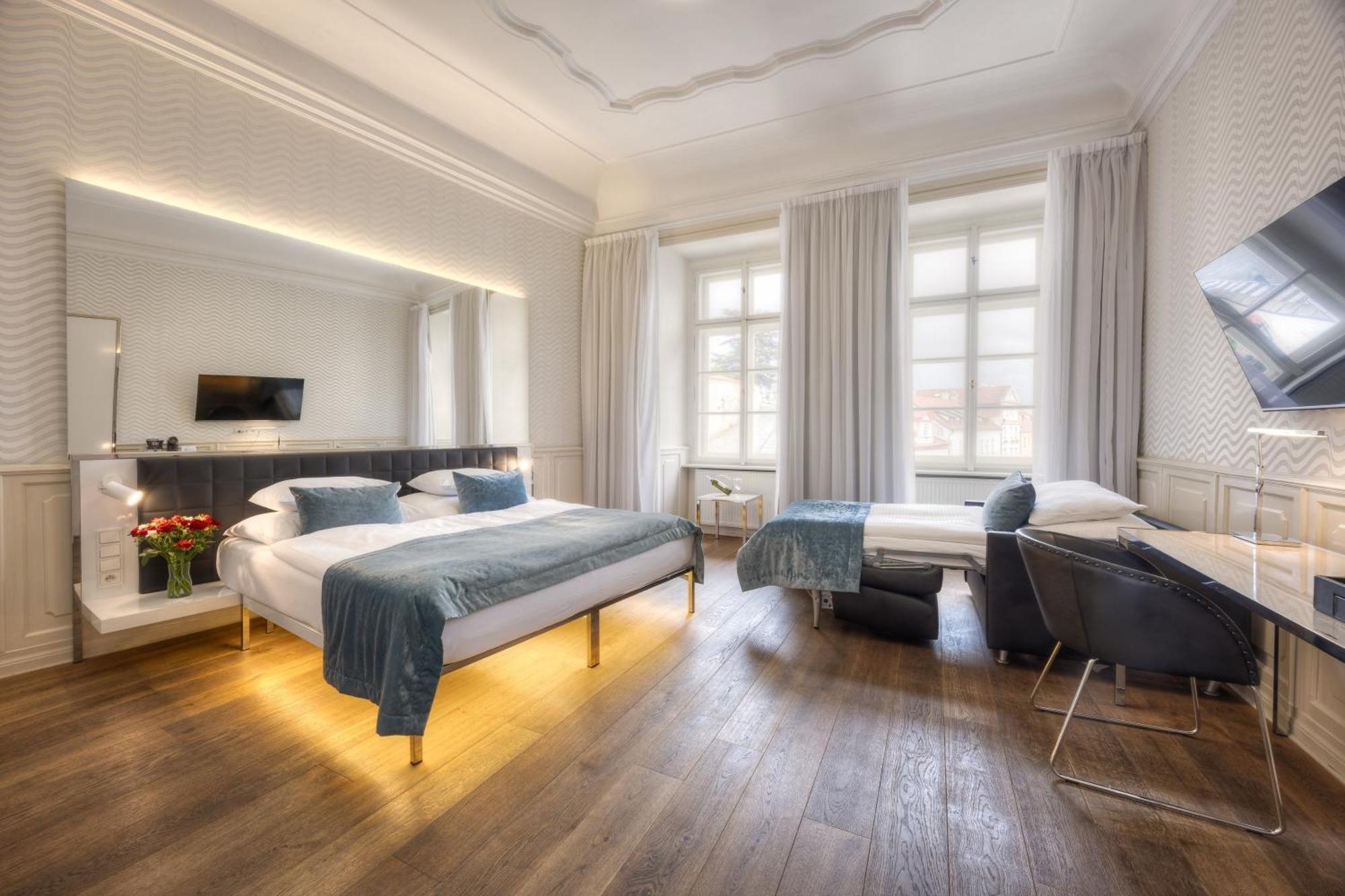 Junior Suite City View
