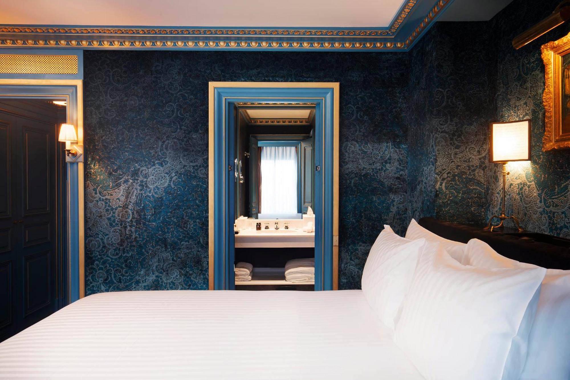 Marcel Proust Deluxe Room