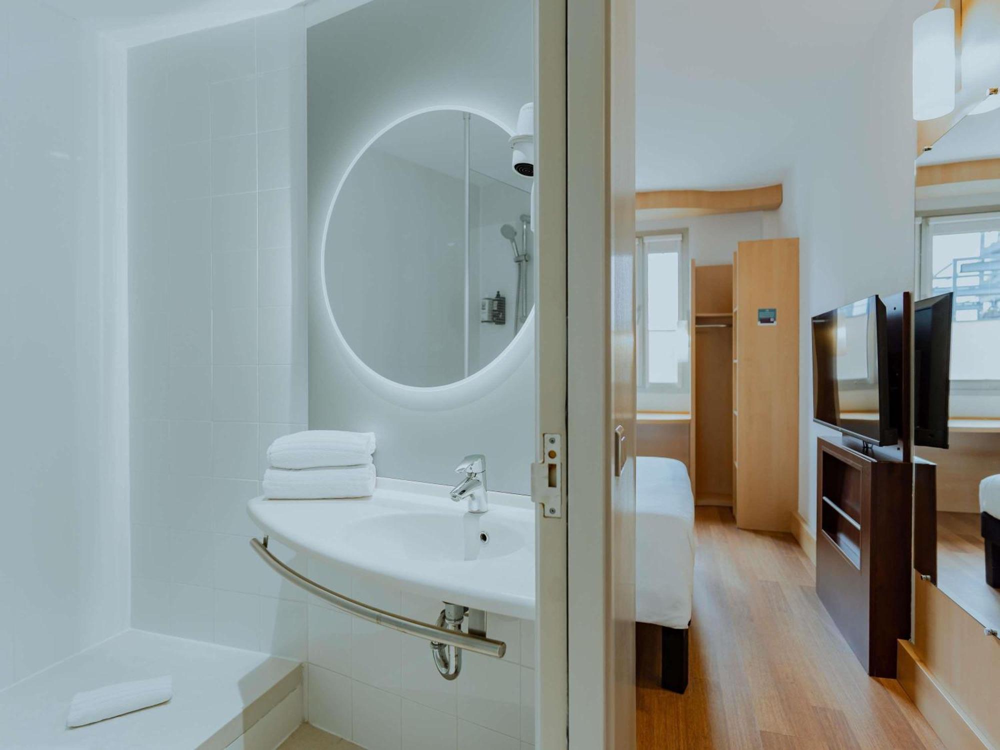 Quarto Duplo Standard