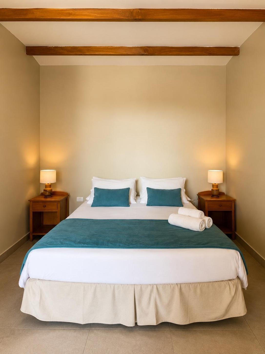 Quarto Duplo com Banheiro Compartilhado