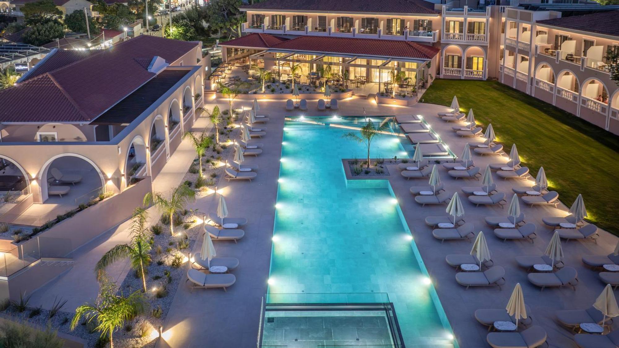 Double Room Pool View