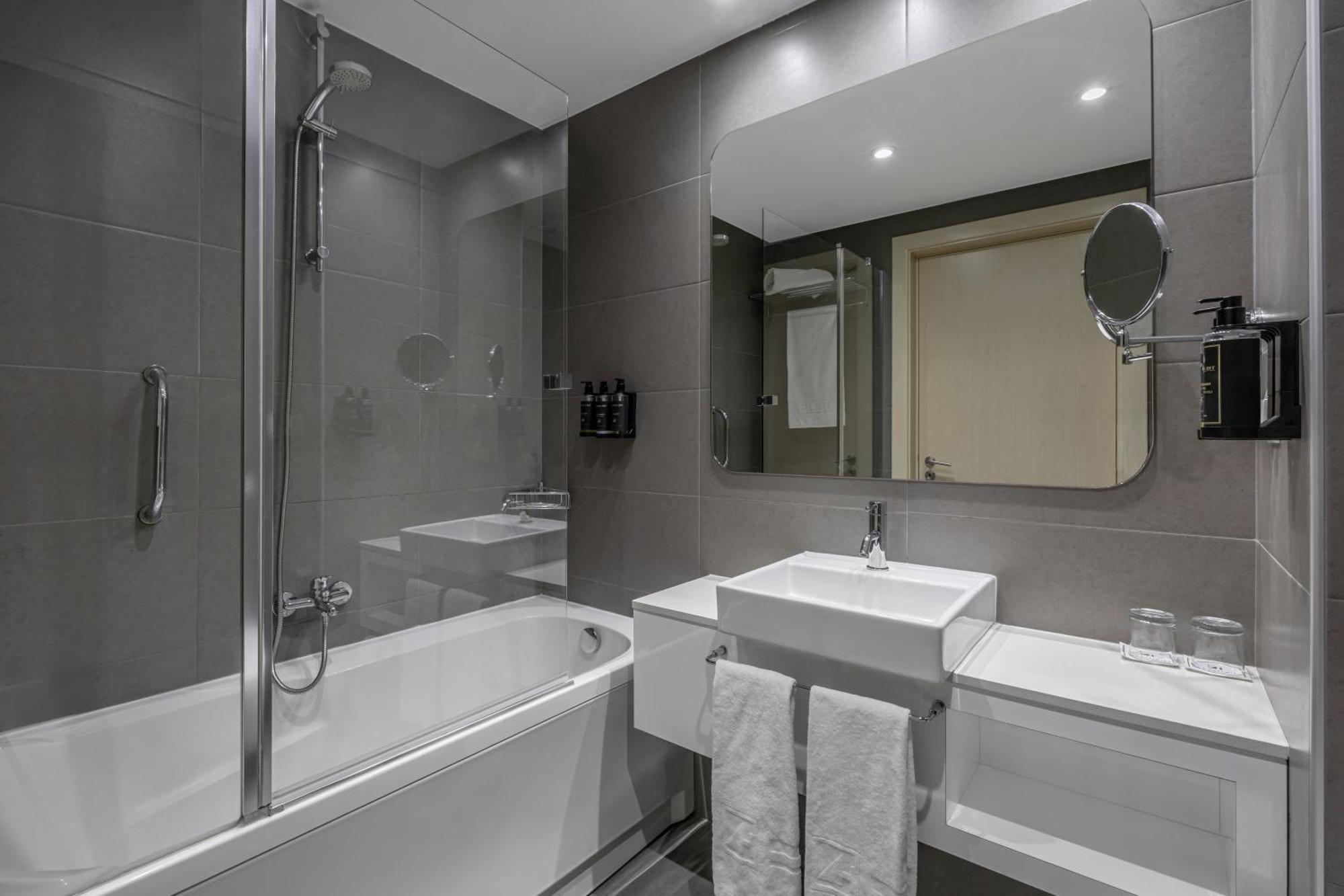 Standard Double or Twin Room Sea View