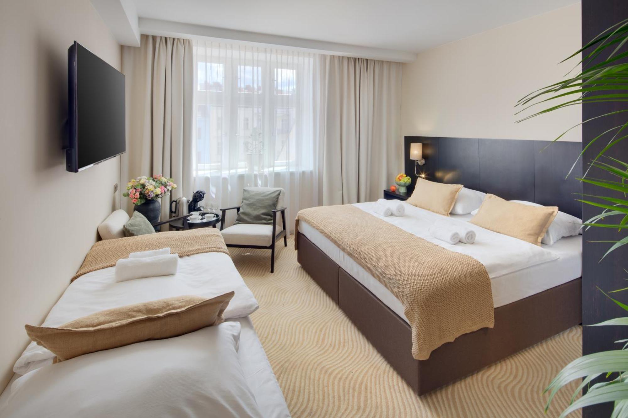 Comfort Triple Room
