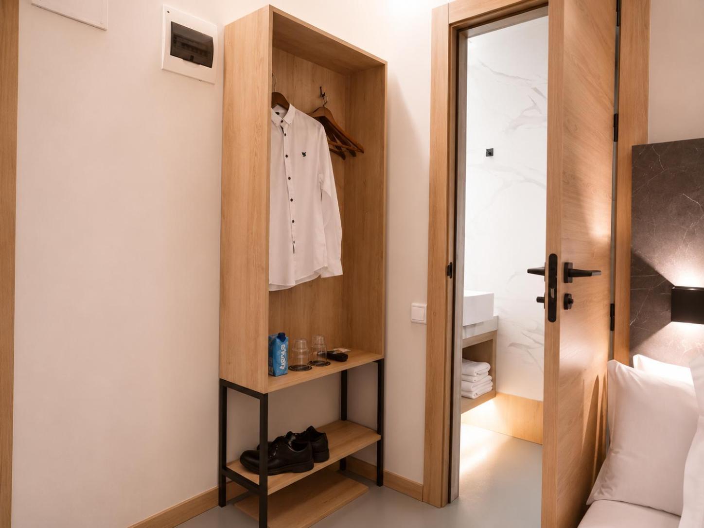 Economy Twin Room