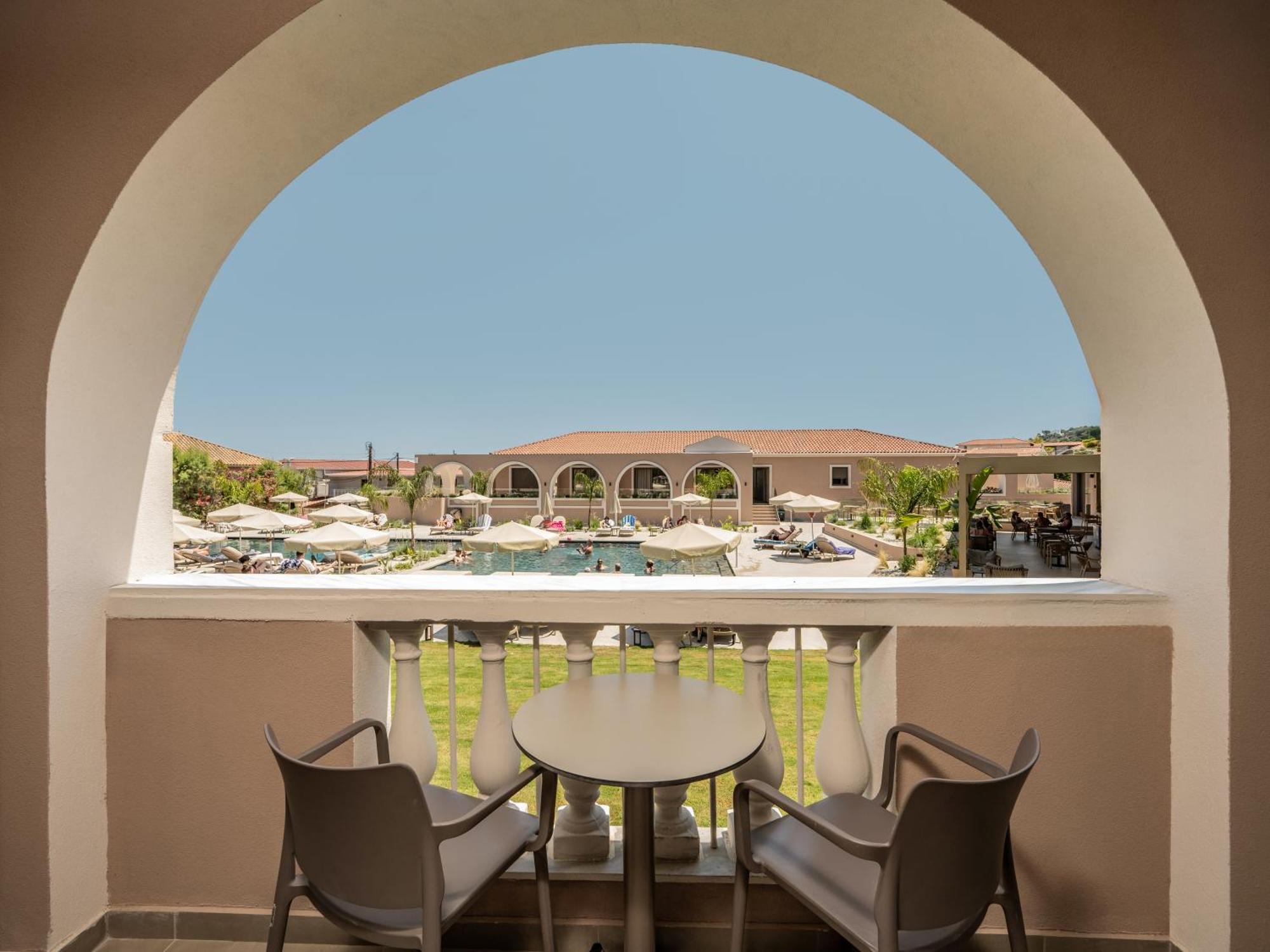 Double Room Pool View
