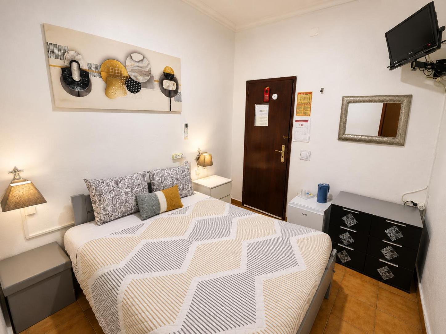 Double Room Private Bathroom
