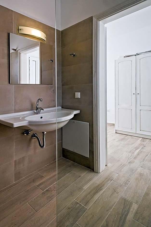 Studio Open Plan Sea View