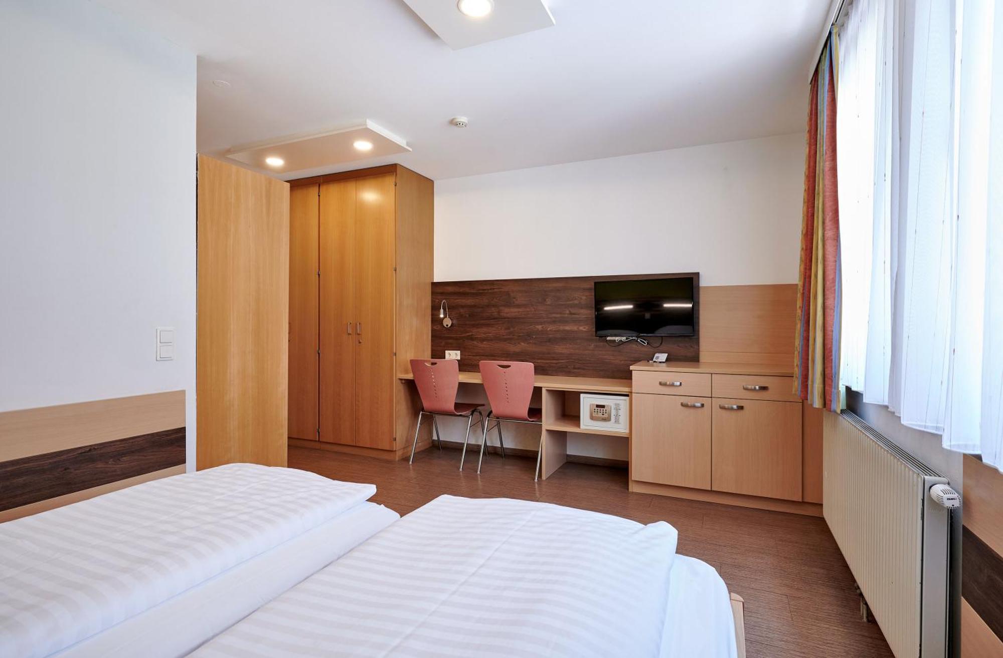 Basic Double Room