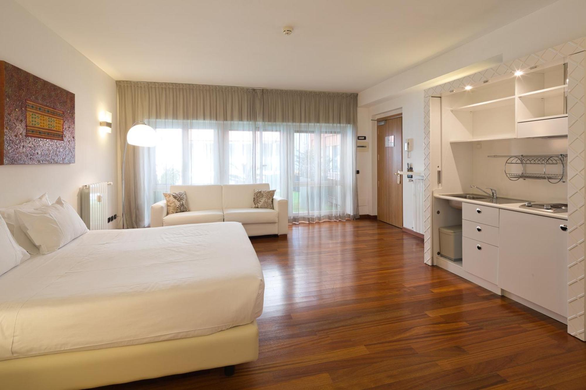 Superior Apartment