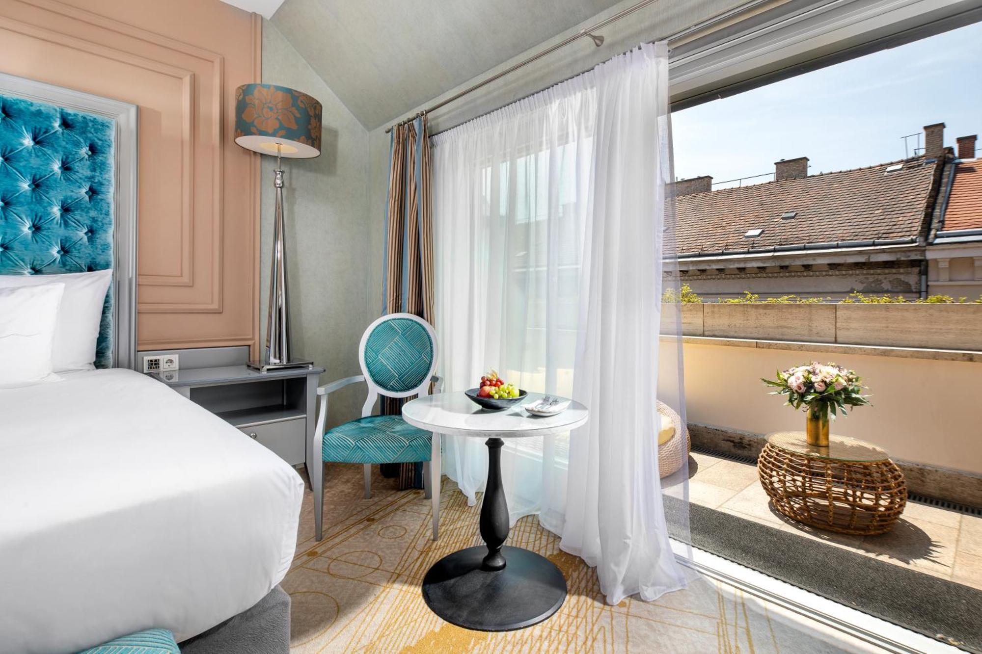 Terrace King Room City View