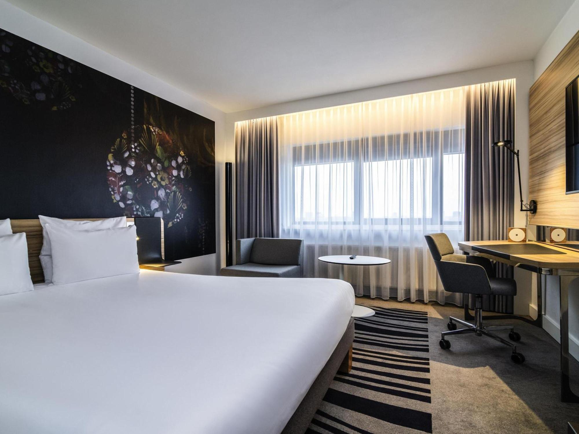 Executive Queen Room