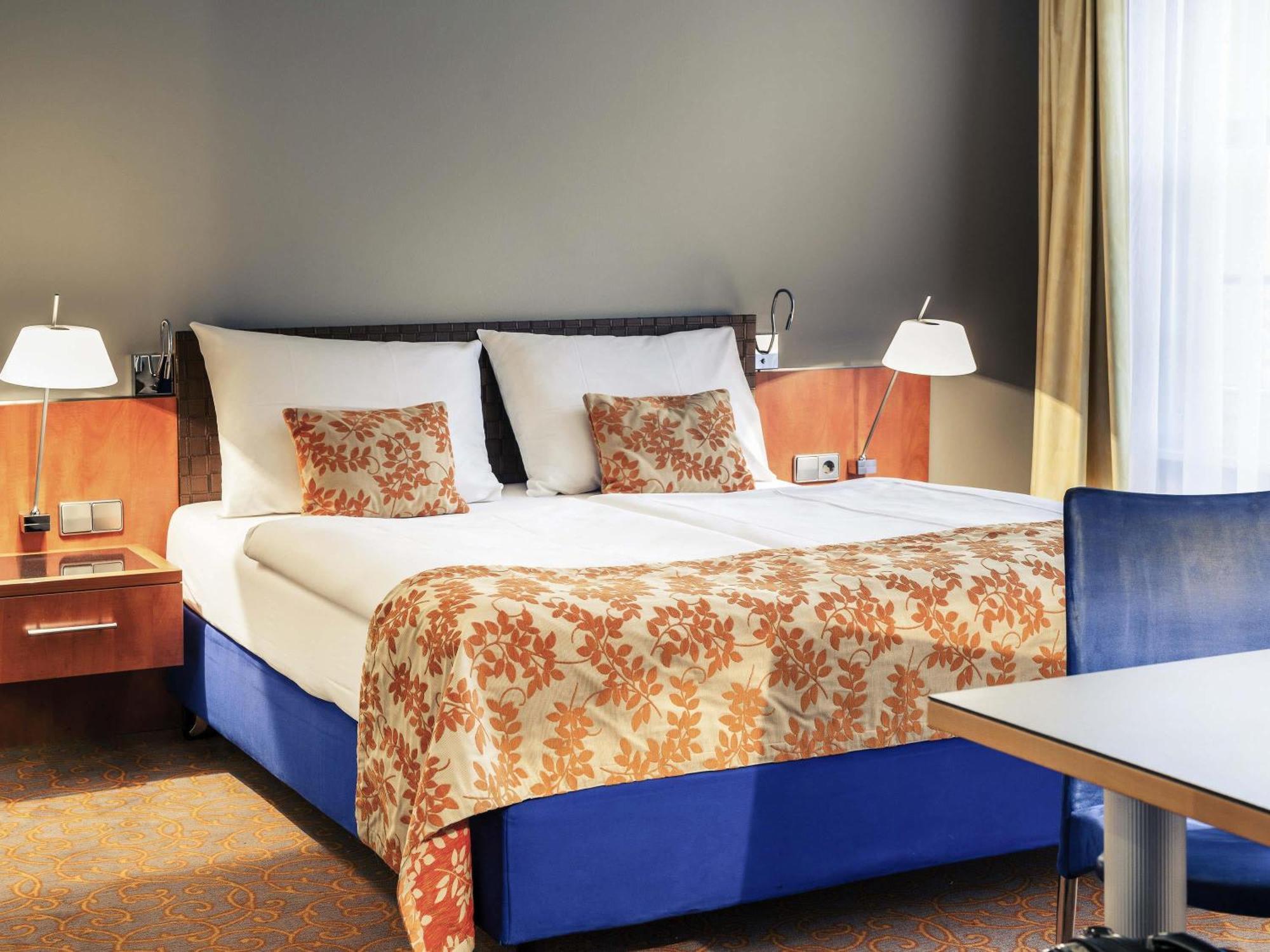 Large Double Room