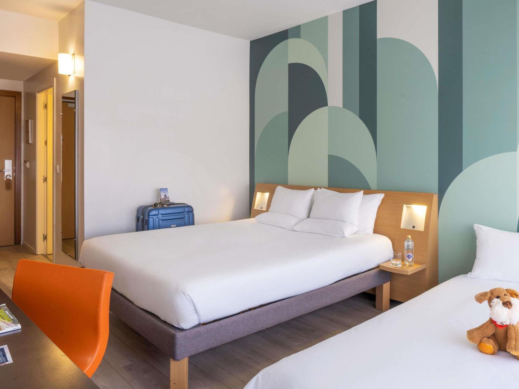 Standard Queen Room Sofa Bed Plaza Building