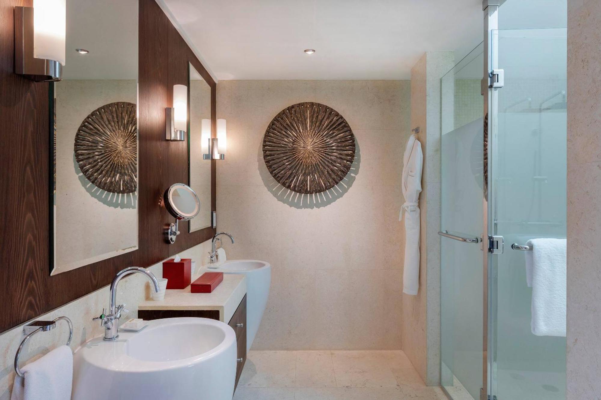 Palm Deluxe Room