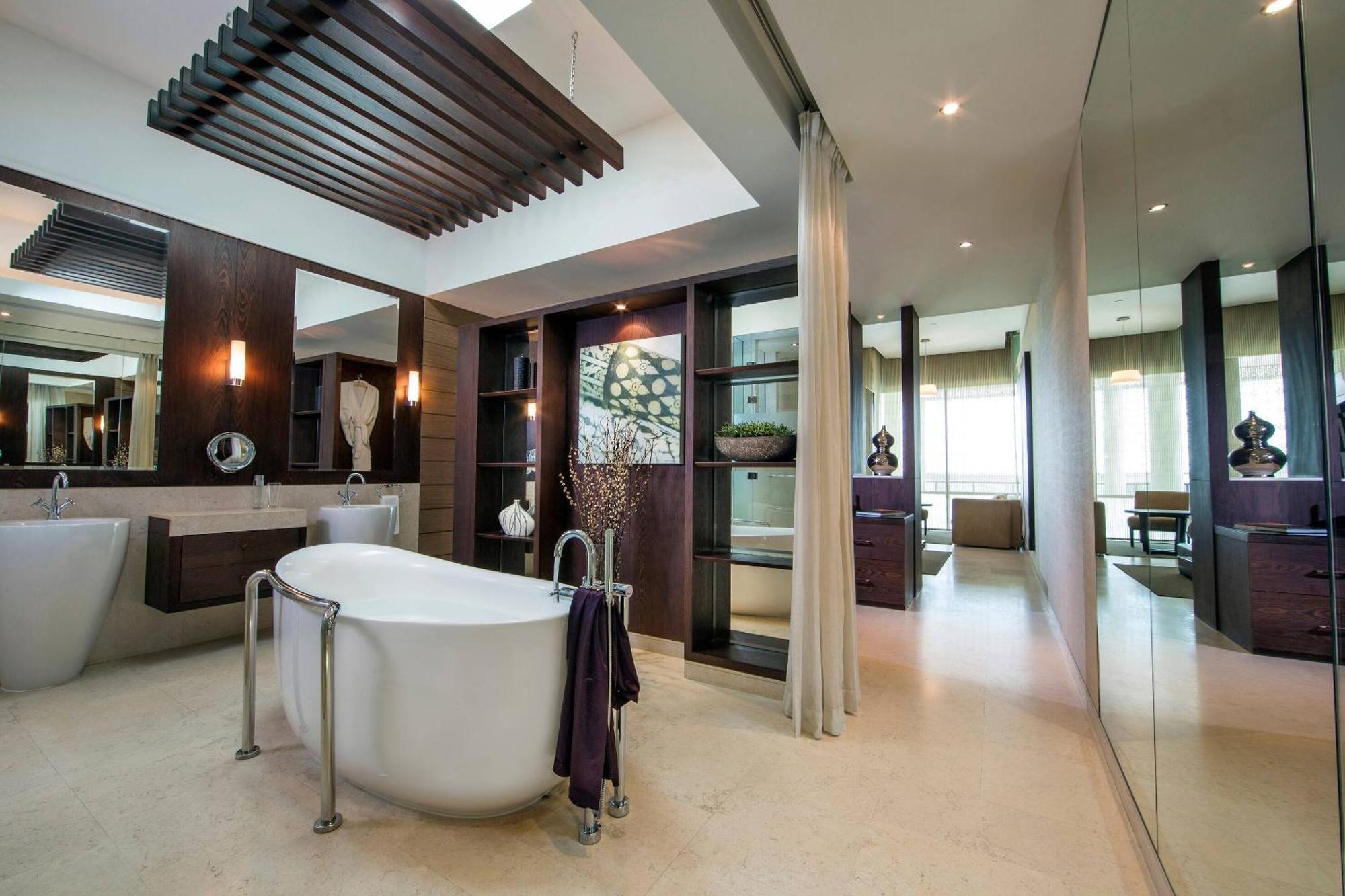 Palm Suite