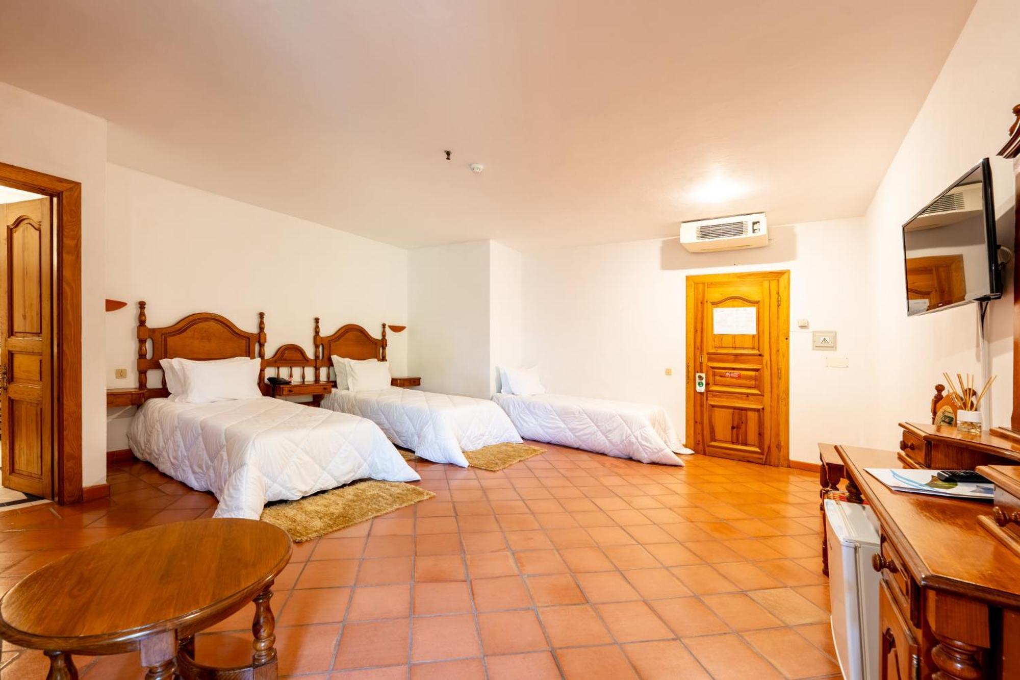 Twin Room Extra Bed