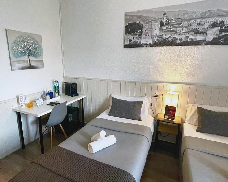 Double Room Private Bathroom