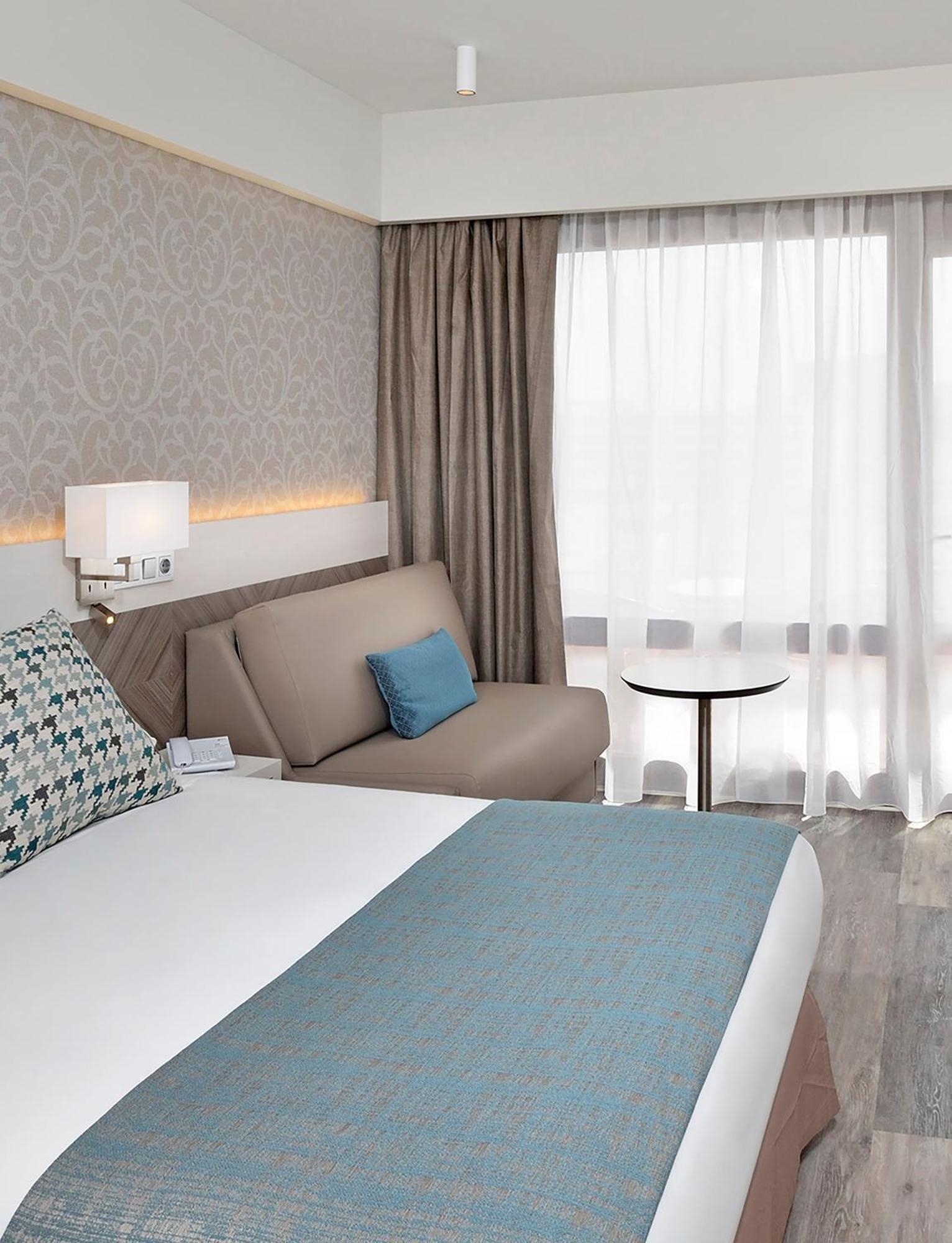 Sol Room