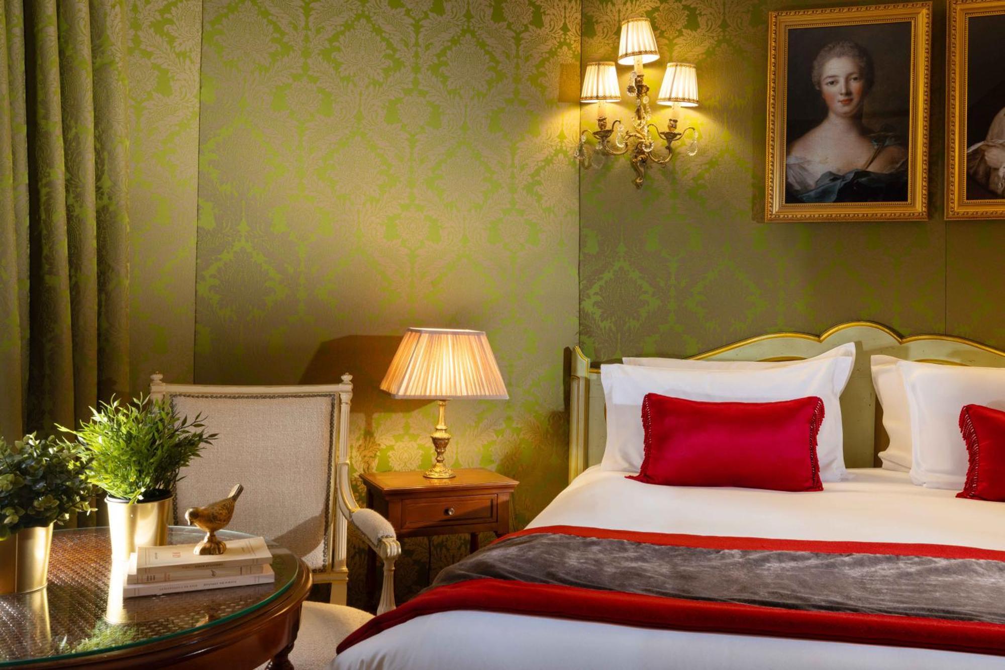 "La Pompadour" Room