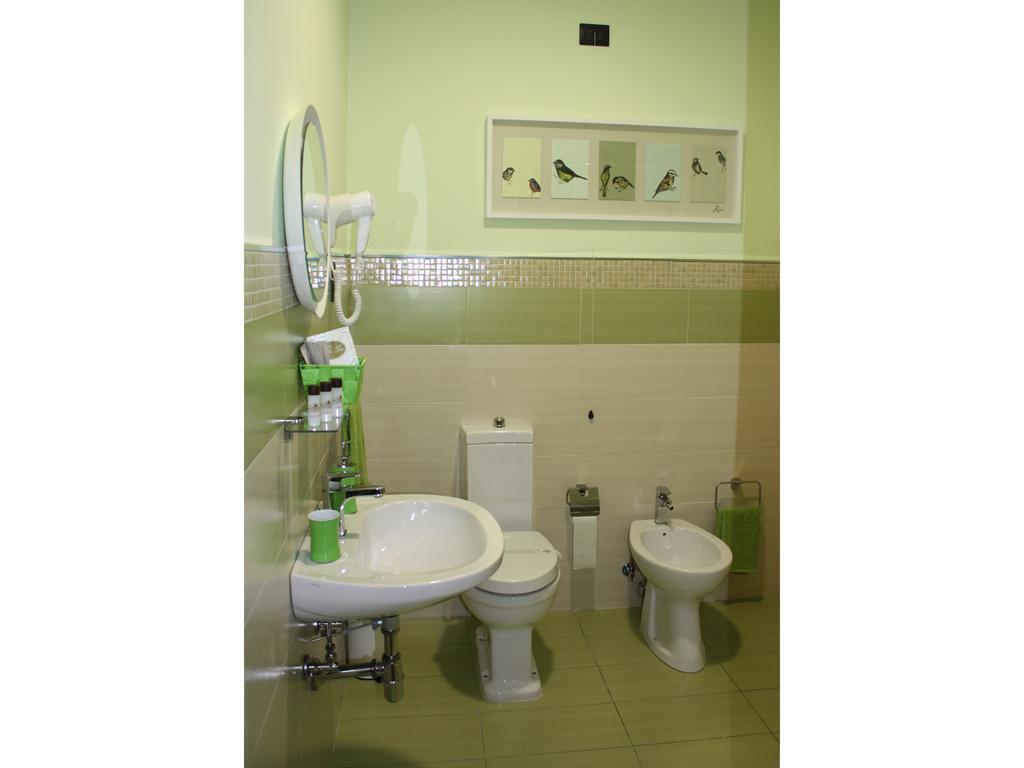 Triple Room Private Bathroom