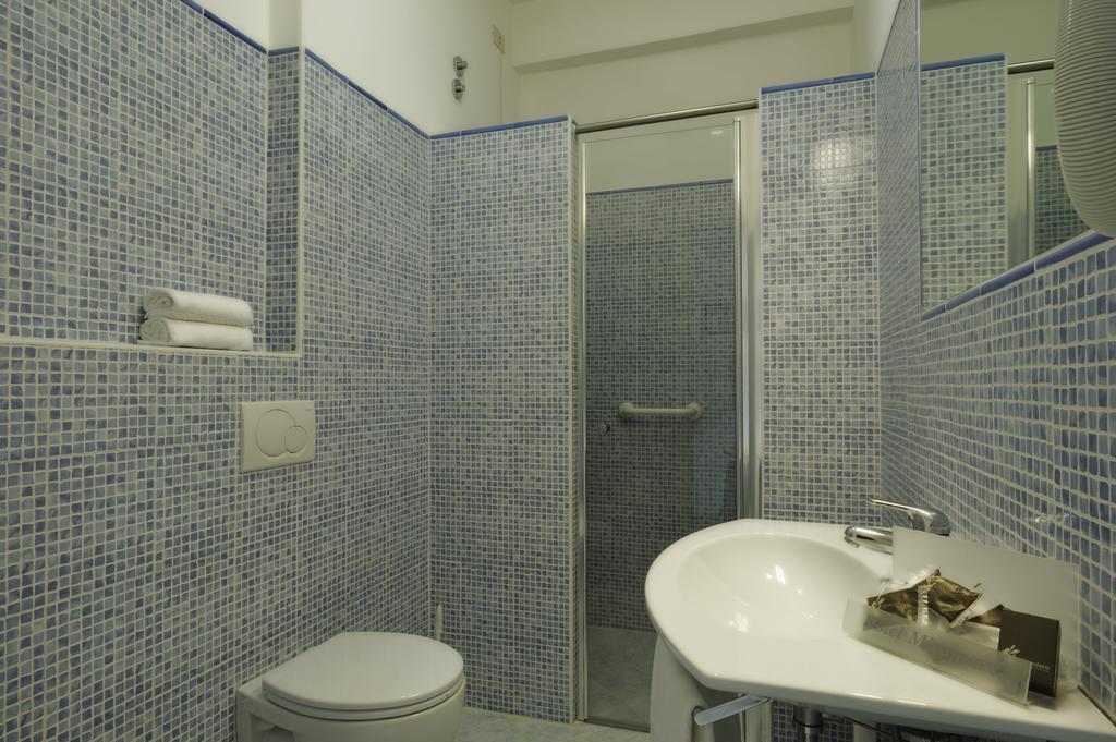 Classic Double or Twin Room Partial Sea View