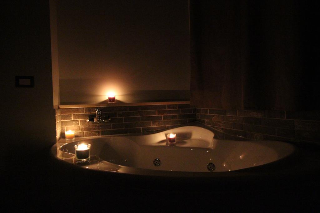 King Room Spa Bath