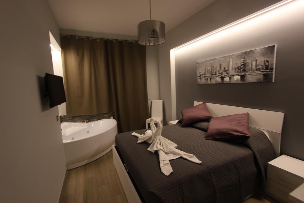 King Room Spa Bath