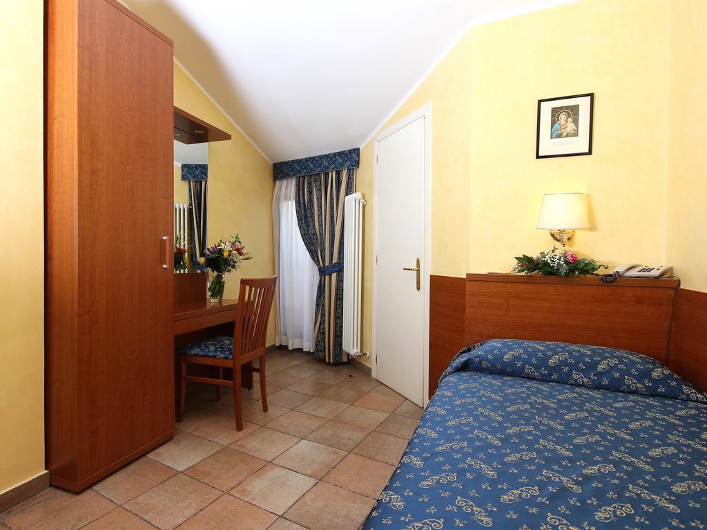 Superior Single Room