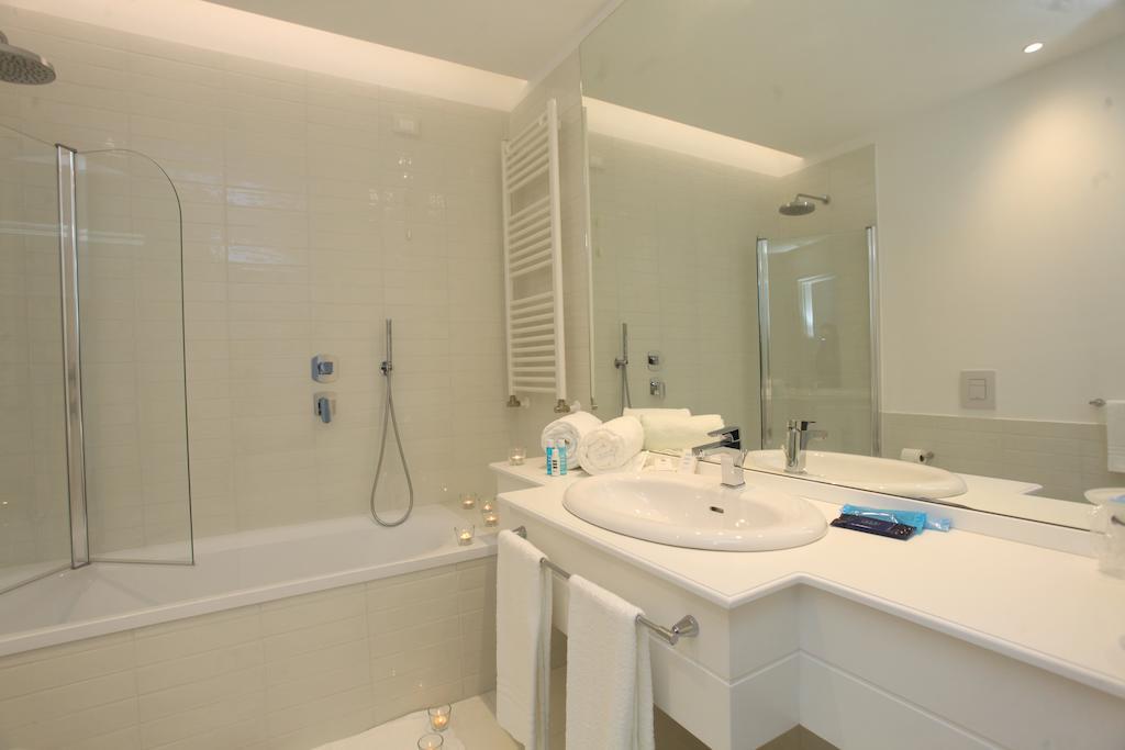 Comfort Double or Twin Room Sea View