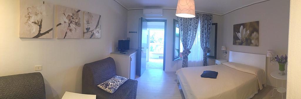 Studio external kitchen