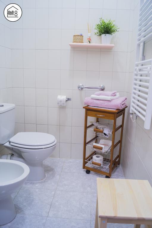 Double Room Private External Bathroom