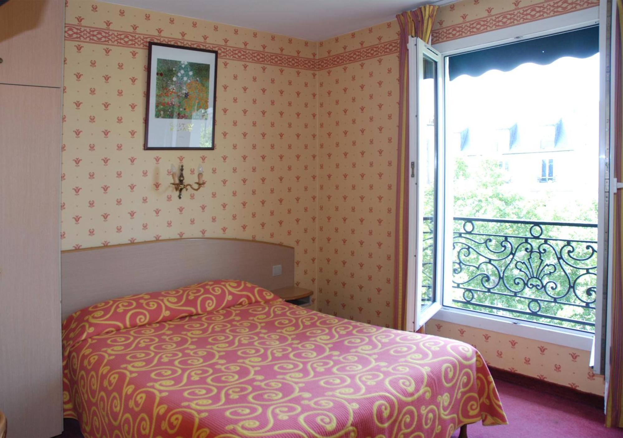 Quarto Duplo Standard