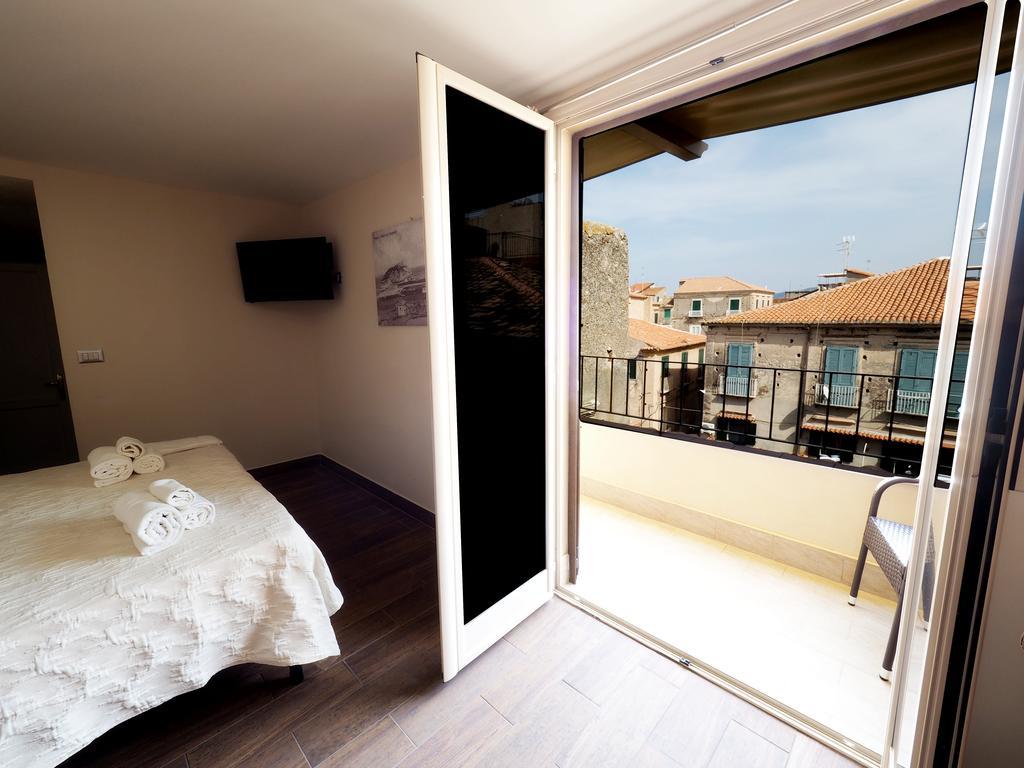 Double or Twin Room Terrace