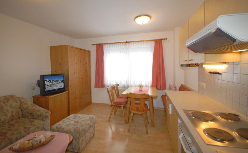 Apartment mit 2 Schlafzimmern und Balkon
