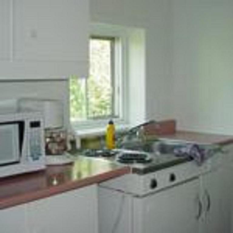 Chambre avec 2 Lits Queen-Size et Kitchenette