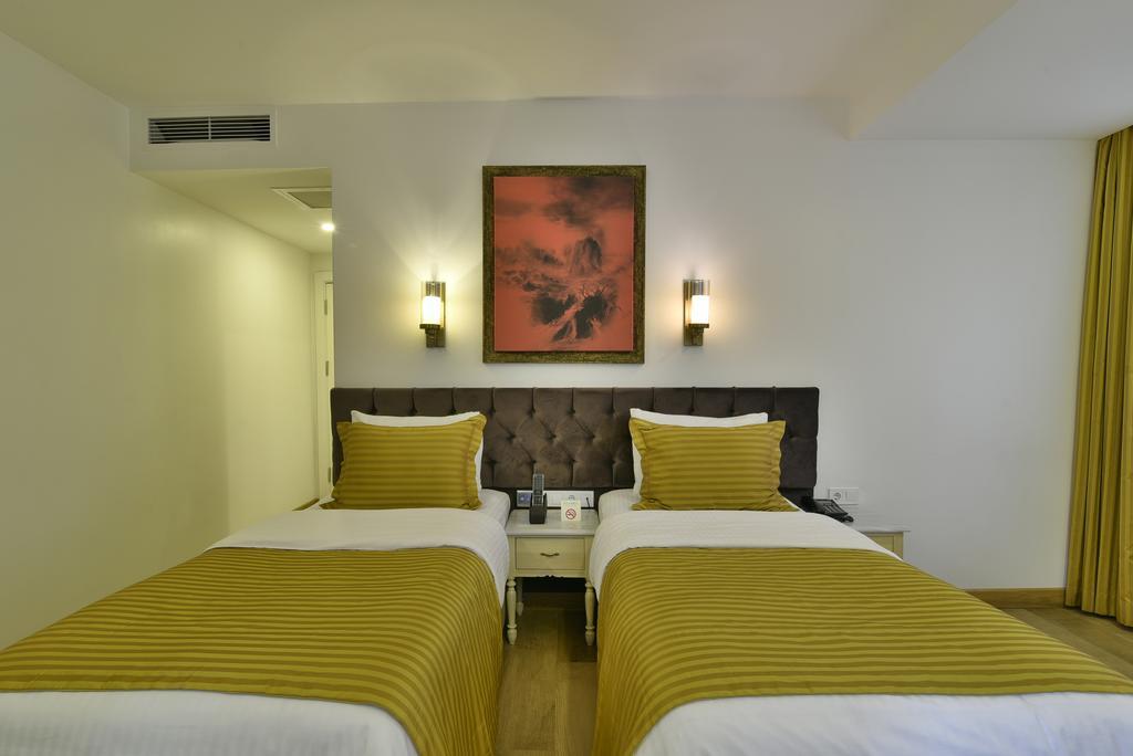 Twin Room Non-Smoking