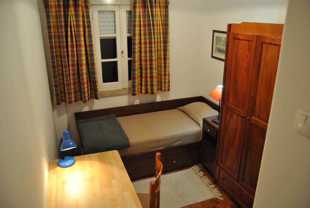 Single Room Private Bathroom