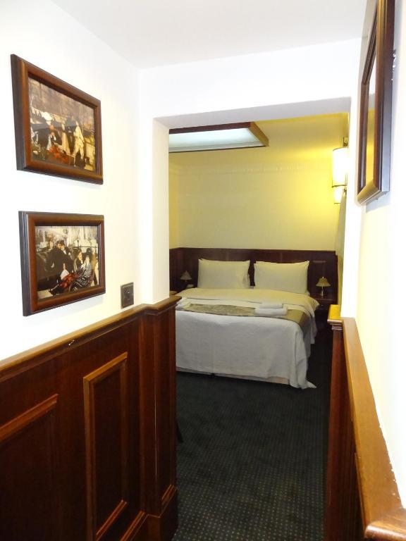 Superior Double Room Outside Patio