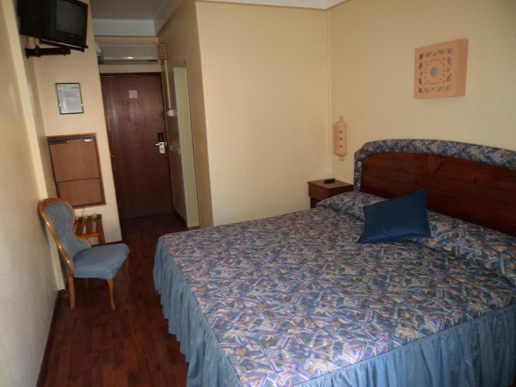 Twin Room Balcony Front View